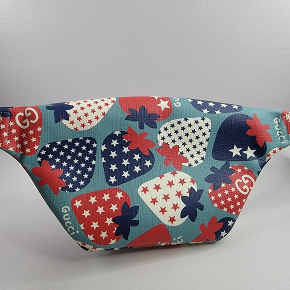 EUC GUCCI Strawberry PVC Leather Belt Bag | Limited Edition - Picture 5 of 8